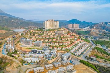 2 Bedroom Sea View Flat for Sale in Gold City Residence