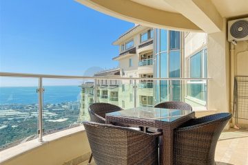 2 Bedroom Sea View Flat for Sale in Gold City Residence