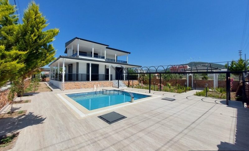 Amazing Villa for Sale in Yesiltepe Akbuk Didim Turkey