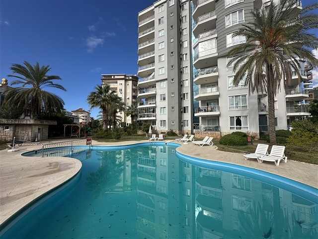For Sale Extensive 1 Bedroom Apartment in Cikcilli Alanya