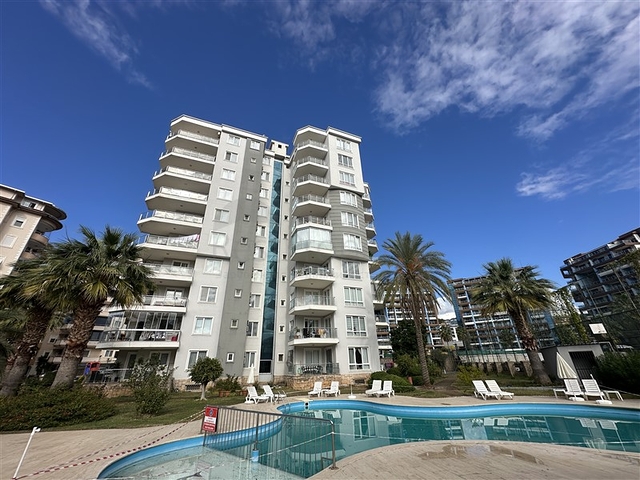 For Sale Extensive 1 Bedroom Apartment in Cikcilli Alanya