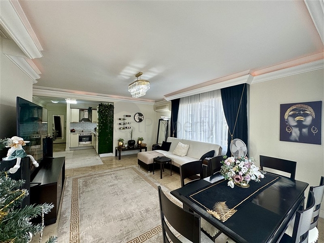 For Sale Extensive 1 Bedroom Apartment in Cikcilli Alanya