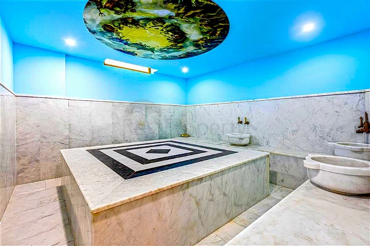 Generously Sized Property for Sale in Avsallar Alanya