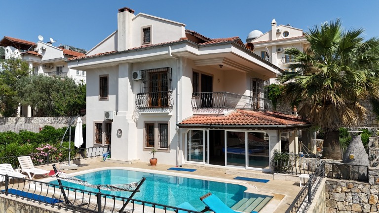 5 Bedroom Villa with Forest View in Uzumlu Fethiye For Sale
