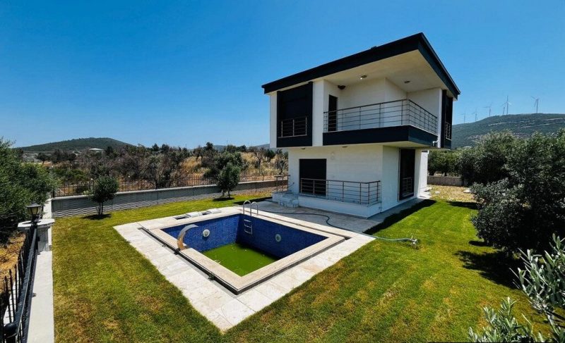 Affordable Villa for Sale in Rural Yesiltepe Akbuk Didim Turkey