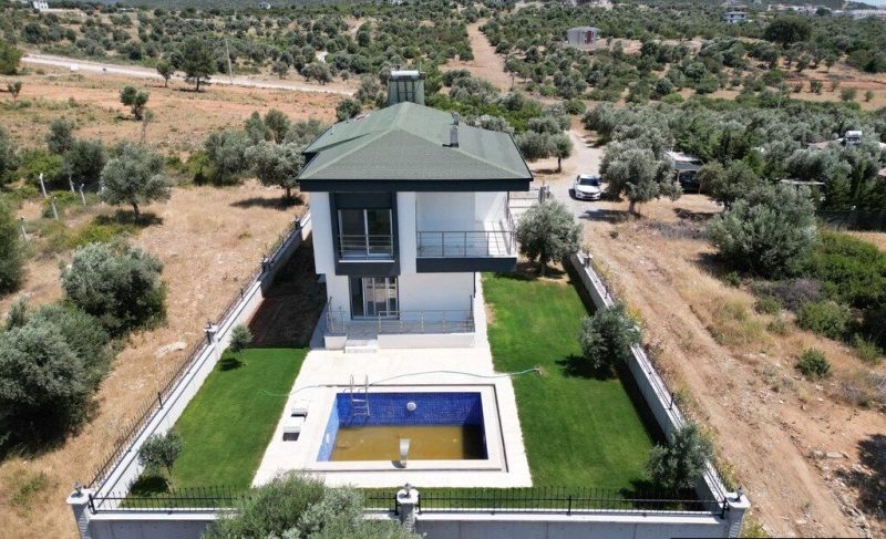 Affordable Villa for Sale in Rural Yesiltepe Akbuk Didim Turkey