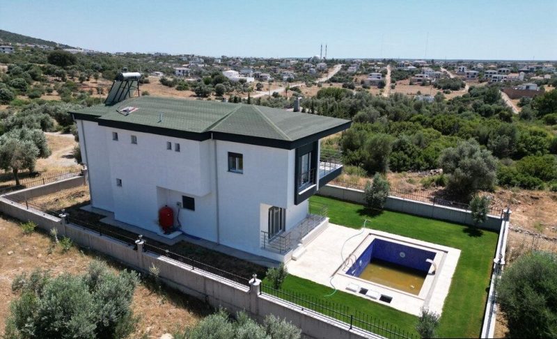 Affordable Villa for Sale in Rural Yesiltepe Akbuk Didim Turkey