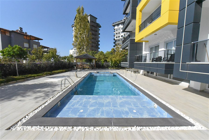 Cozy 1 Bedroom Apartment in a Small Site for Sale in Avsallar Alanya Turkey