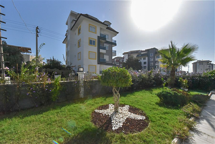 Cozy 1 Bedroom Apartment in a Small Site for Sale in Avsallar Alanya Turkey