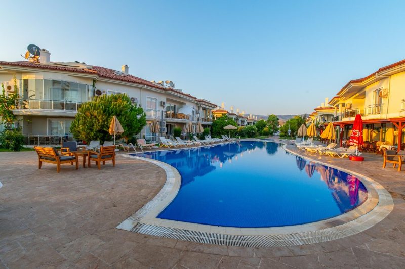 Duplex Property for Sale in Sunset Beach Club Calis Beach