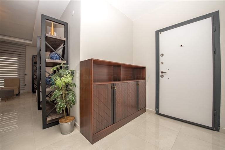 Furnished Property for Sale in a Central Location in Mahmutlar Alanya Turkey 