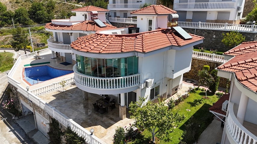 Sea View Detached Villa with Shared Pool in Kargicak Alanya Turkey