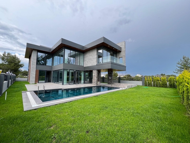 4 Bedroom Amazing Villa for Sale in Dosemealti Antalya Turkey