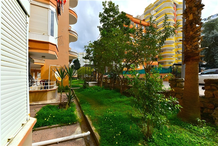 Affordable 2 Bedroom Resale Apartment for Sale in Mahmutlar Alanya Turkey
