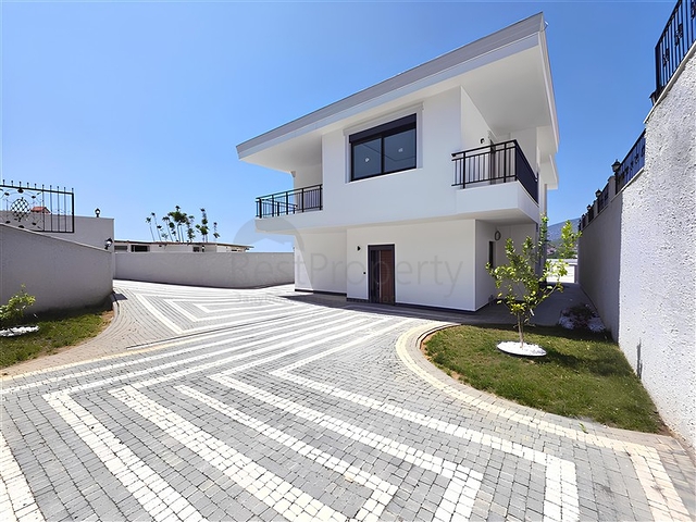 Chic Detached Villa for Sale in Kargicak Alanya Turkey