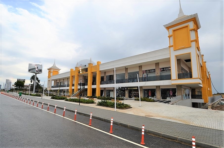 Commercial Shop and Premises in Shopping Centre for Sale in Okurcalar Alanya Turkey