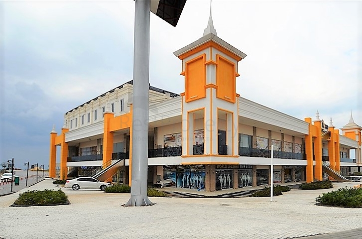 Commercial Shop and Premises in Shopping Centre for Sale in Okurcalar Alanya Turkey