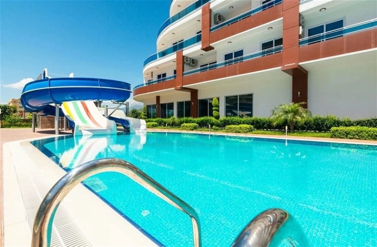 Furnished Apartment in a Modern Complex for Sale in Mahmutlar Alanya Turkey