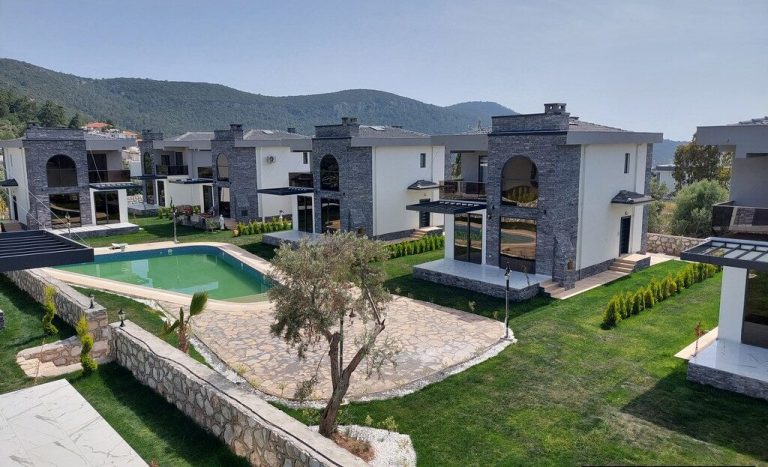 Furnished Three Bedroom Villa for Sale in Akbuk Didim Turkey