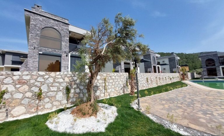Furnished Three Bedroom Villa for Sale in Akbuk Didim Turkey