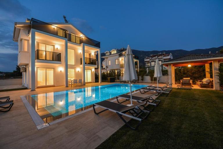 Immuculate 4 Bedroom Villa for Sale in Hisaronu Oludeniz Fethiye Turkey