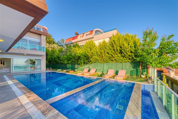 Luxury Sea View Villa for Sale in Antalya Centre Turkey