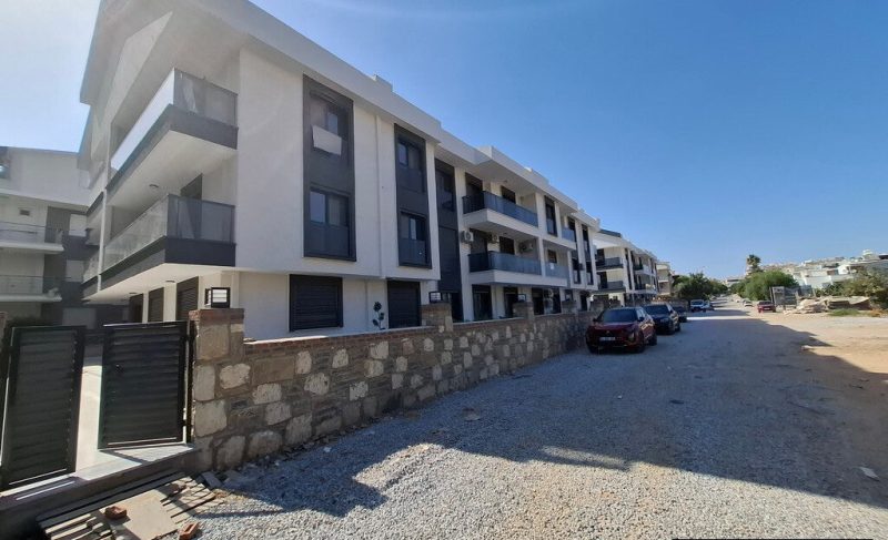 Spacious One Bedroom Apartment for Sale in Altinkum Didim Turkey