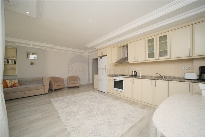 2 Bedroom Property Close to Beach in Alanya Turkey for Sale