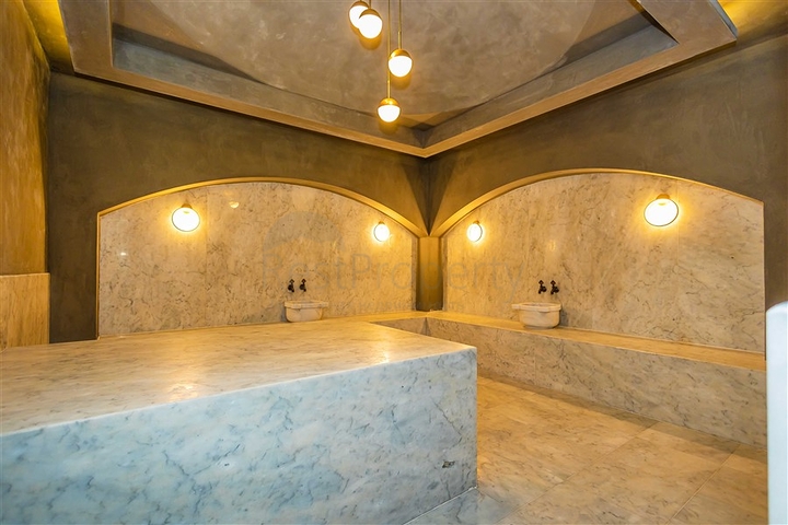 4 Bedroom Alanya Apartment on a Futurist Building