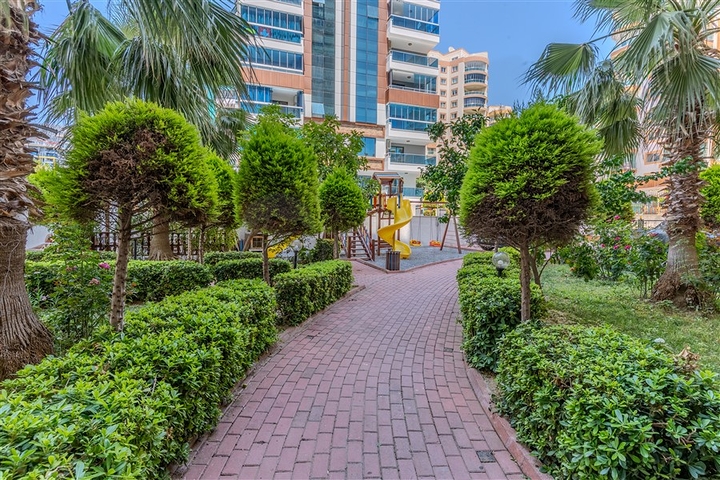 Turnkey Amazing Family Flat with 2 Bedroom for Sale in Mahmutlar Alanya Turkey