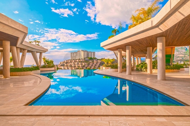 Charming 2 Bedroom flat with spacious spaces on Riviera Imperial Development, Kargicak, Alanya, Turkey