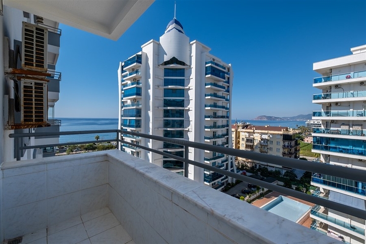 For Sale 2 Bedroom Property Close to the Beach in Alanya Turkey