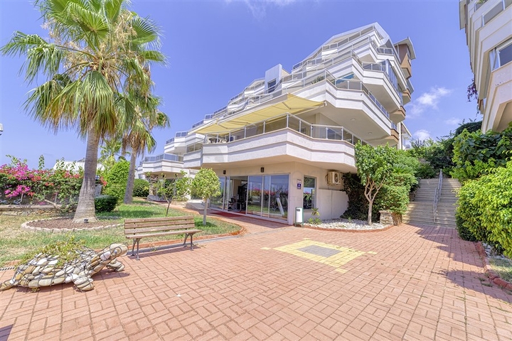 Perfect Penthouse with Amazing Sea Views in Alanya Turkey