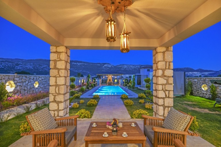 Charming 2 bedroom Cottage with Private Pool and Extensive Gardens in Kalkan
