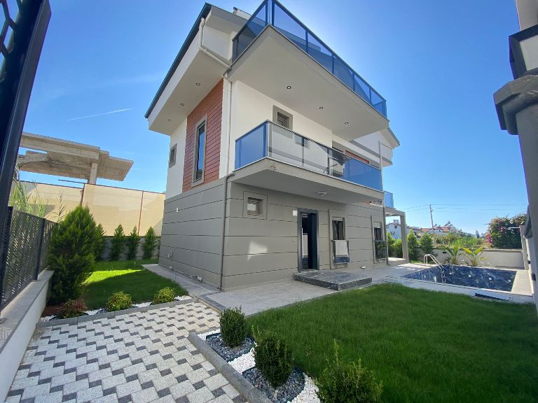 Detached House with Pool for Sale in Akarca District Fethiye