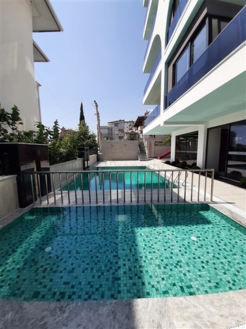 Modern 1-Bedroom Furnished Apartment for Sale in Mahmutlar Alanya