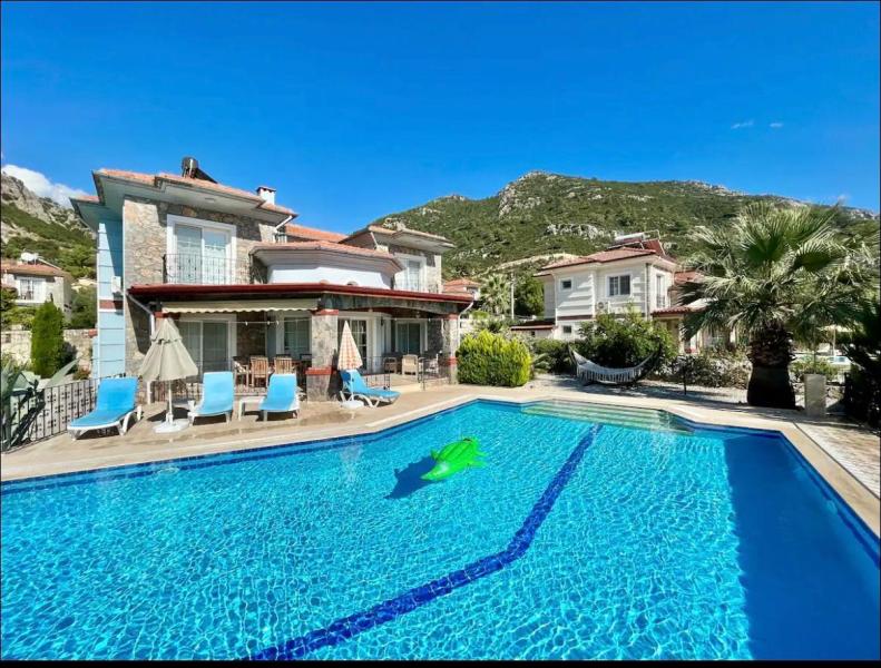 Spectacular Villa with Natural Stone Walls in Uzumlu Fethiye