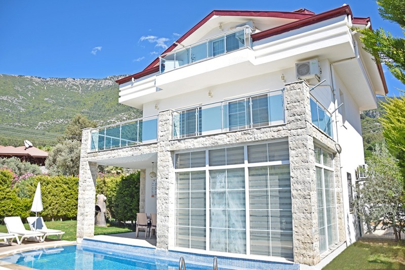 Turnkey 4 Bedroom Villa for Sale on Lower Ovacik Fethiye