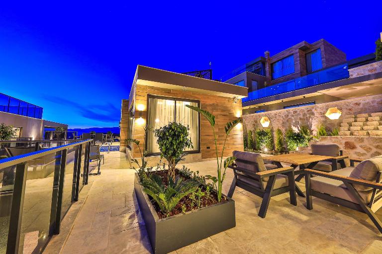 Amazing 2 Bedroom Spacious Villa in Kalkan Antalya