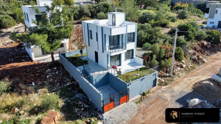 Bargain Detached Villa with Sea Views for Sale in Akbuk Didim