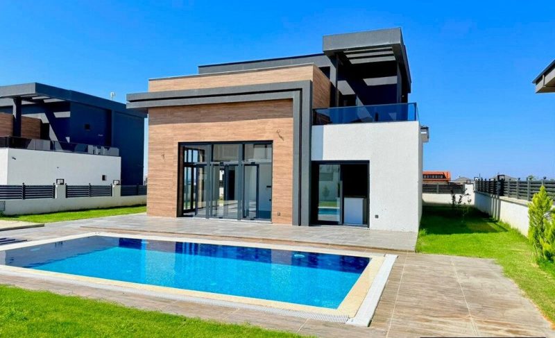 New Modern Villa for Sale in Altinkum Didim Turkey
