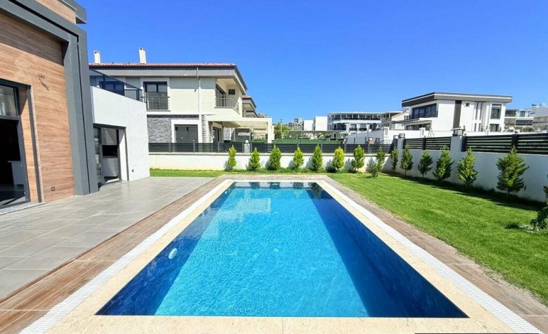 New Modern Villa for Sale in Altinkum Didim Turkey