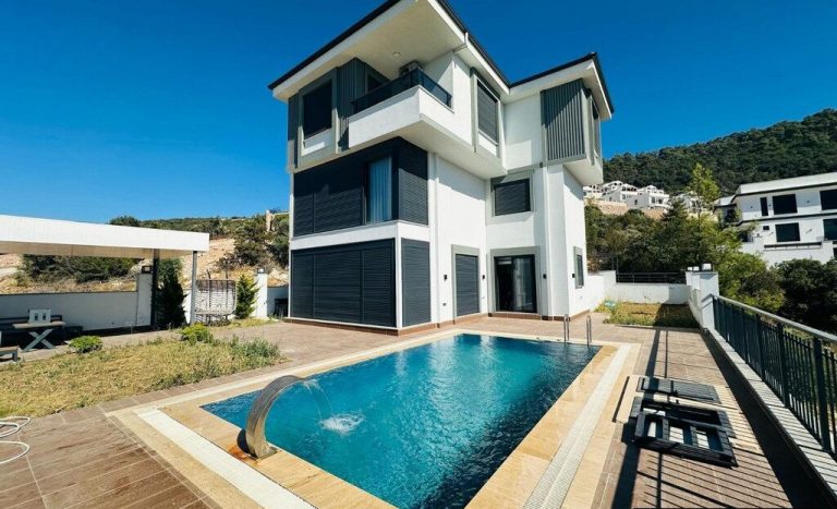 Sea View Detached Villa with Pool for Sale in Akbuk Didim