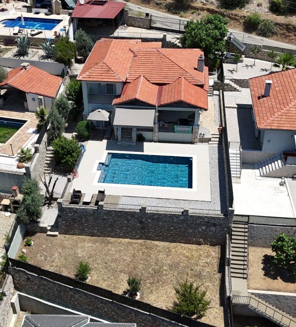 Spacious 4 Bedroom Villa with Nature Views in Uzumlu, Fethiye