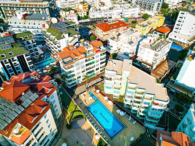 2 Bedroom Apartment Only 50 metres to the Beach in Alanya