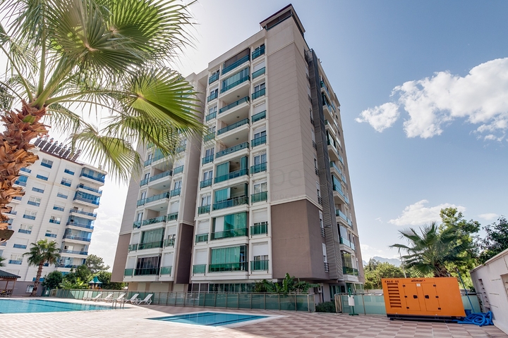 4 Bedroom Duplex Apartment for Sale in Antalya Turkiye