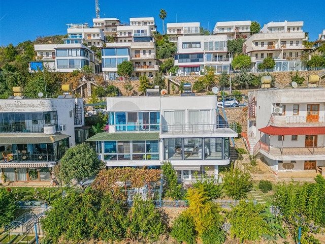 Sea View Twin Villa on a Complex for Sale in Alanya