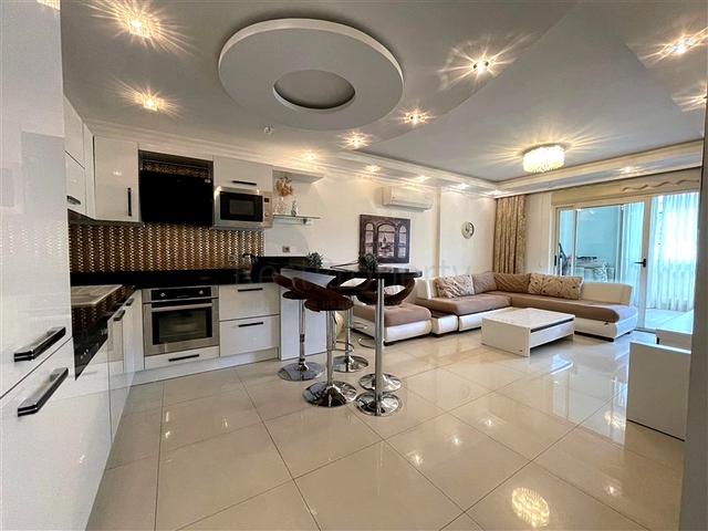 Contemporary and Well Furnished Flat for Sale in Alanya Mahmutlar