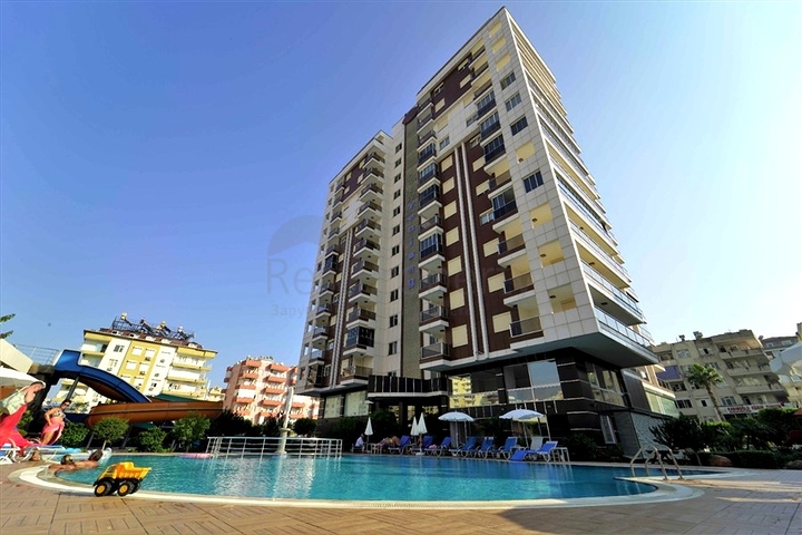 Contemporary and Well Furnished Flat for Sale in Alanya Mahmutlar