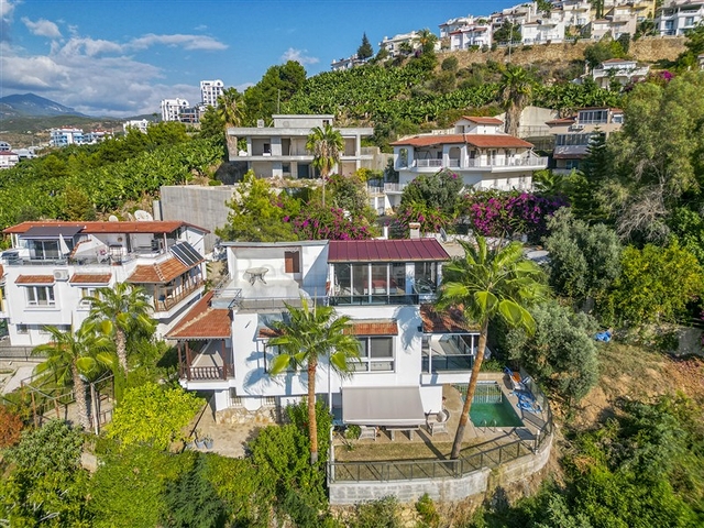 Sea View Villa with 3 Bedroom for Sale in Alanya Turkey